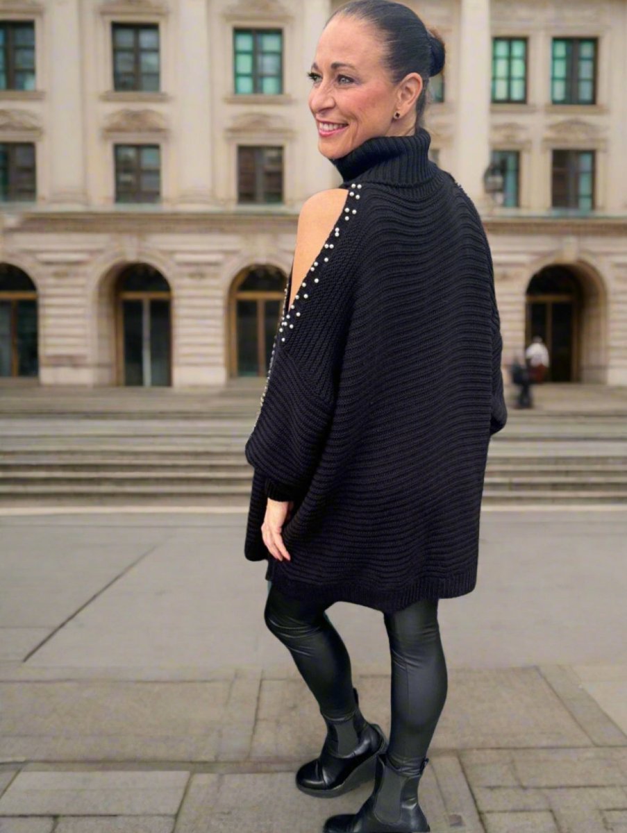 Cold shoulder jumper