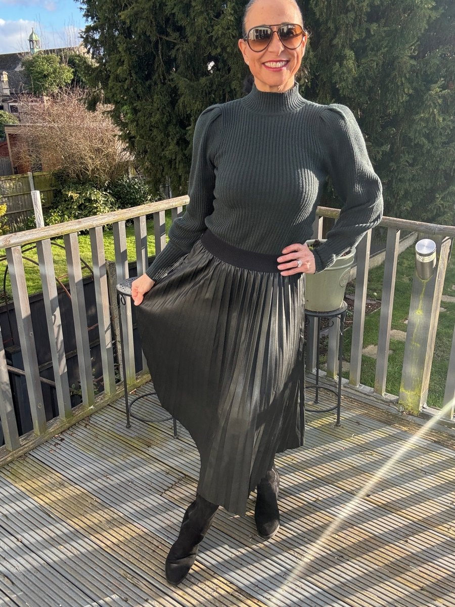 Faux leather pleated skirt