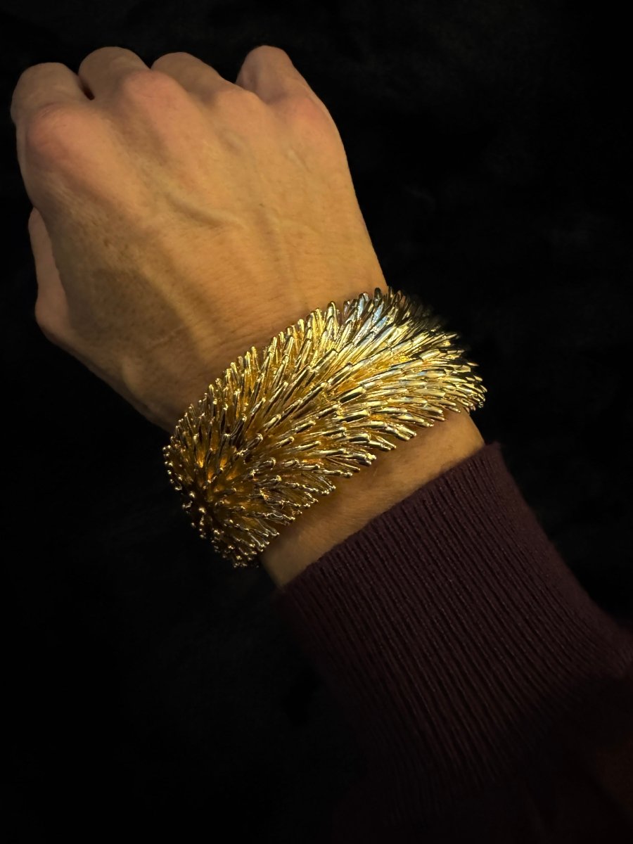 Feather stretch cuff bracelet