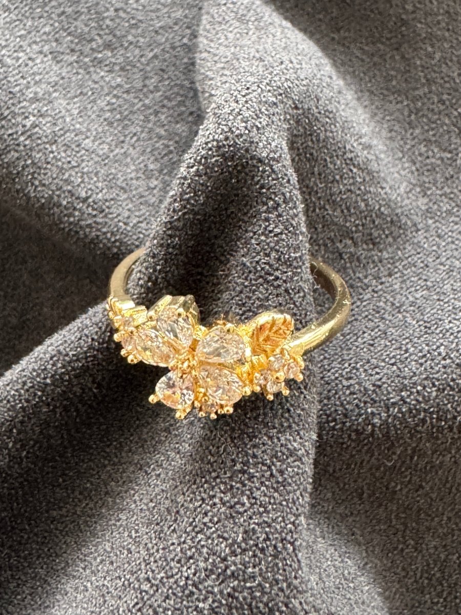 Flower ring