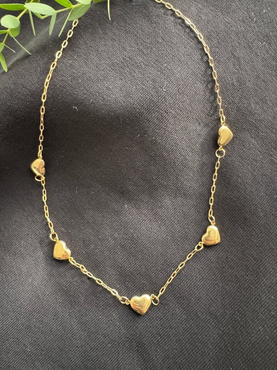 Heart chain neck lace