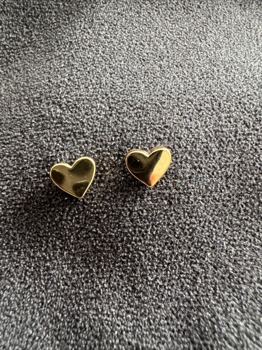 Little gold hearts
