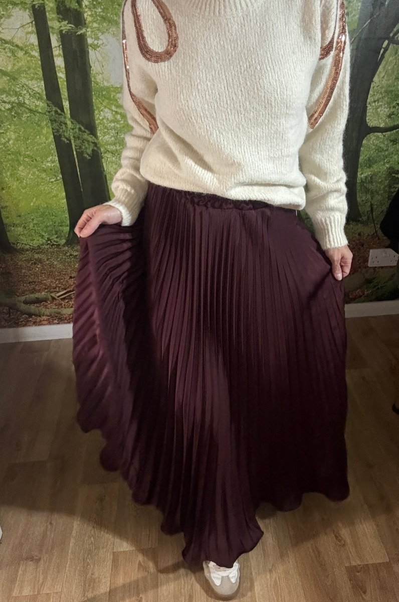 Satin style pleated skirt