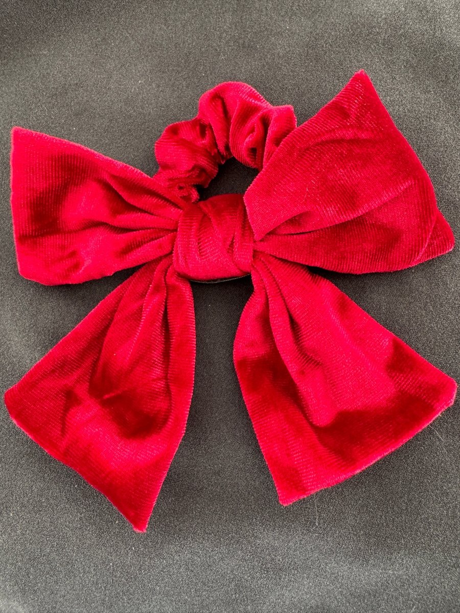 Scrunched velvet bow