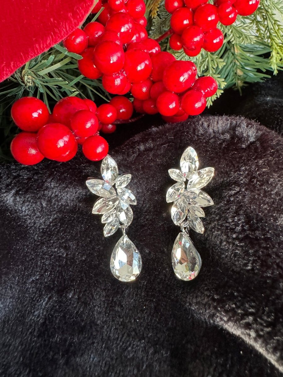 Small leaf drop earrings