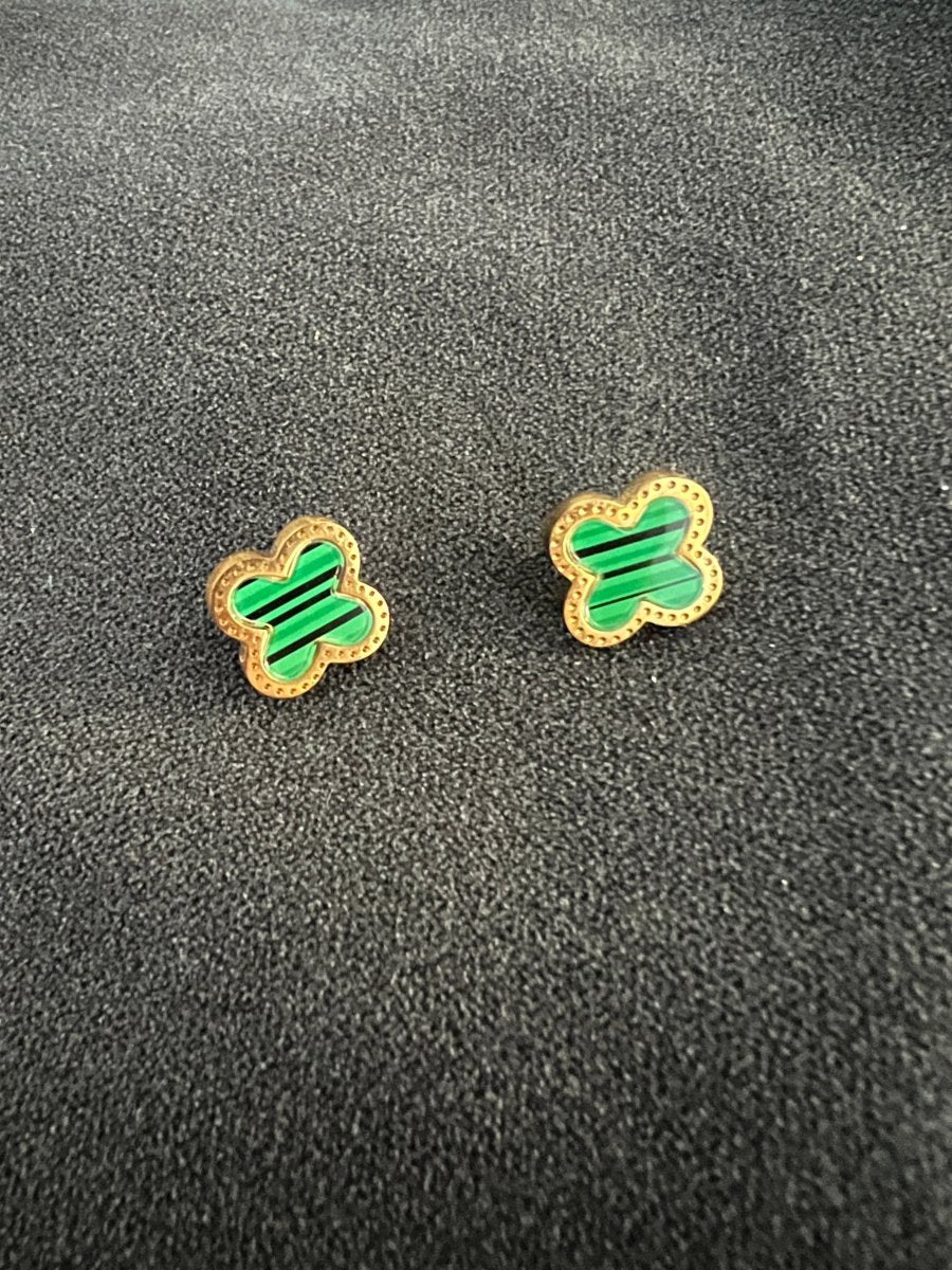 Van cleef stud earrings