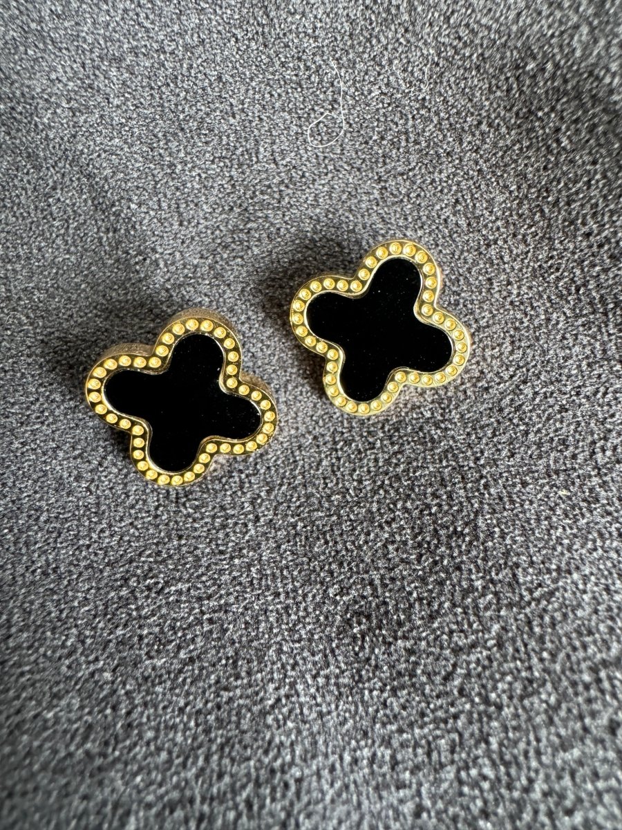 Van cleef stud earrings