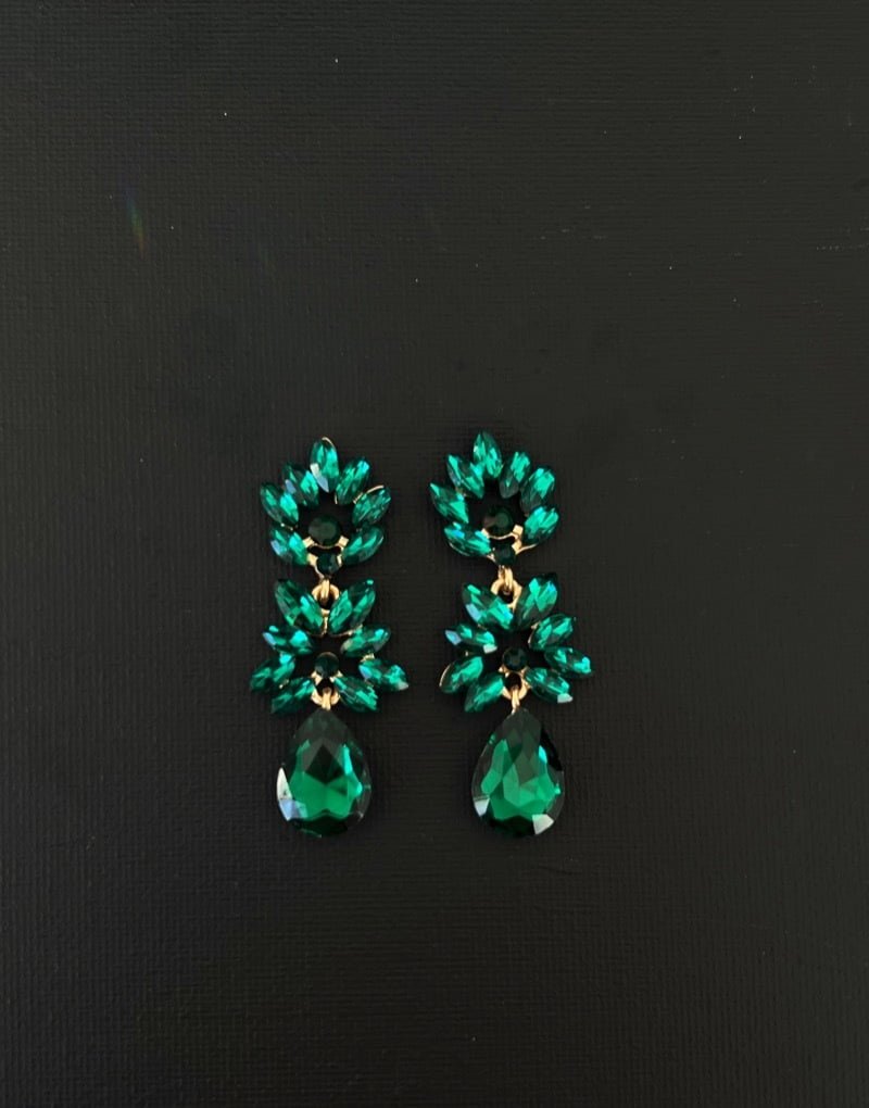 Leaf drop earrings