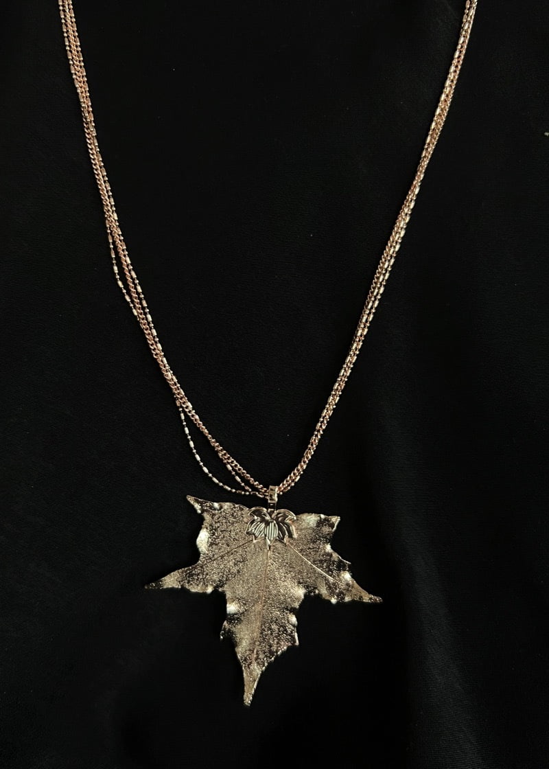 Maple leaf necklace