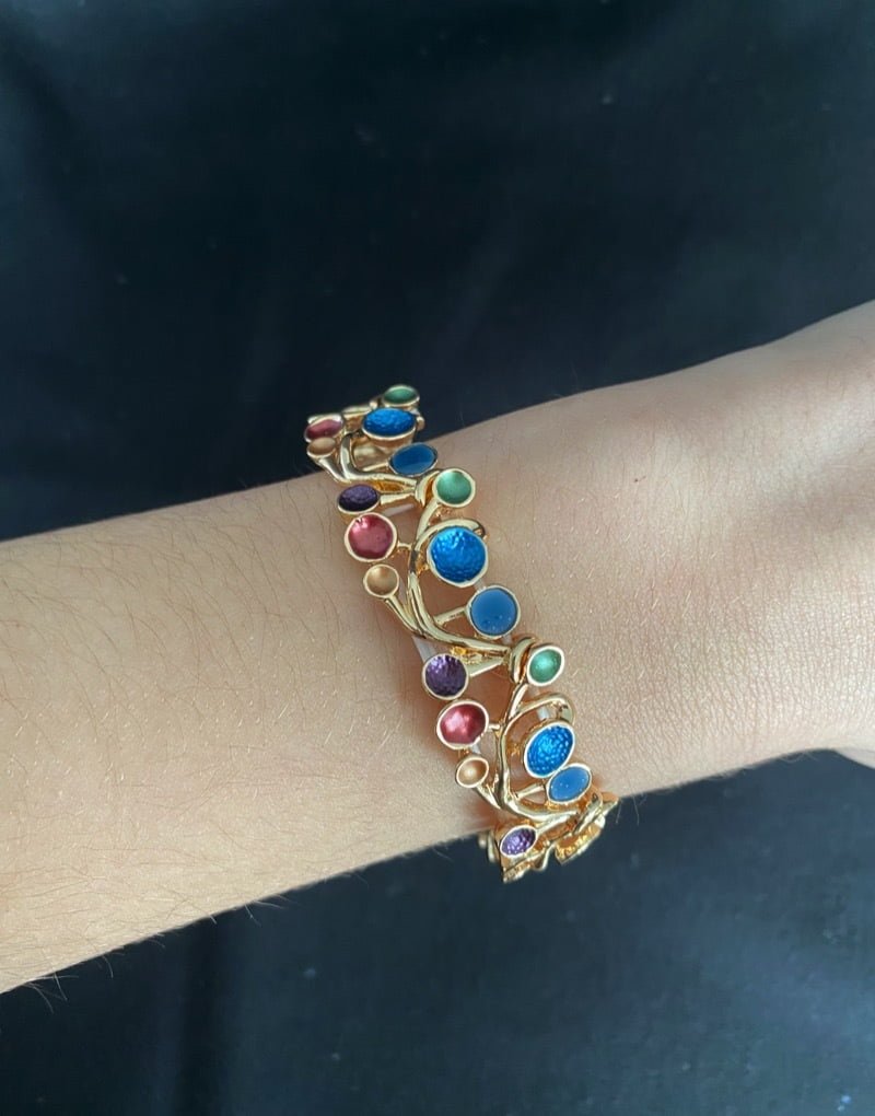 Multi-coloured delicate circle bracelet