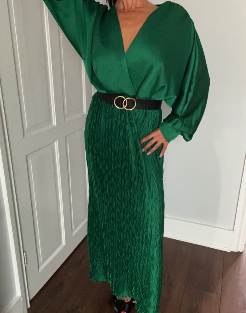 Stunning Emerald Green peplum dress - Grab An Outfit Stunning Emerald Green peplum dress - Grab An Outfit