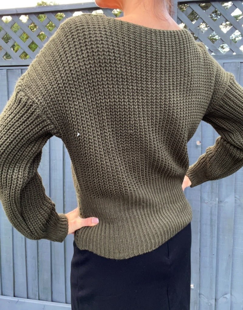 Twisted front jumper