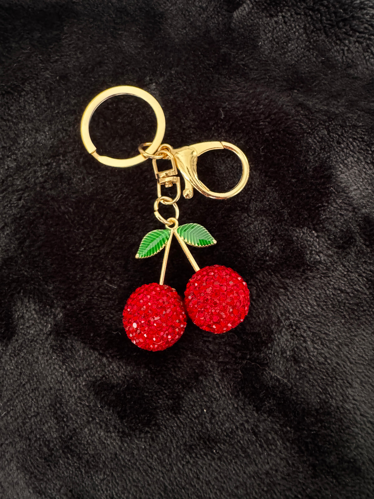 Bling cherry keyring 🍒