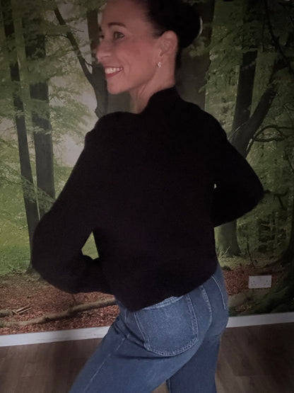 Gold button cardi classic