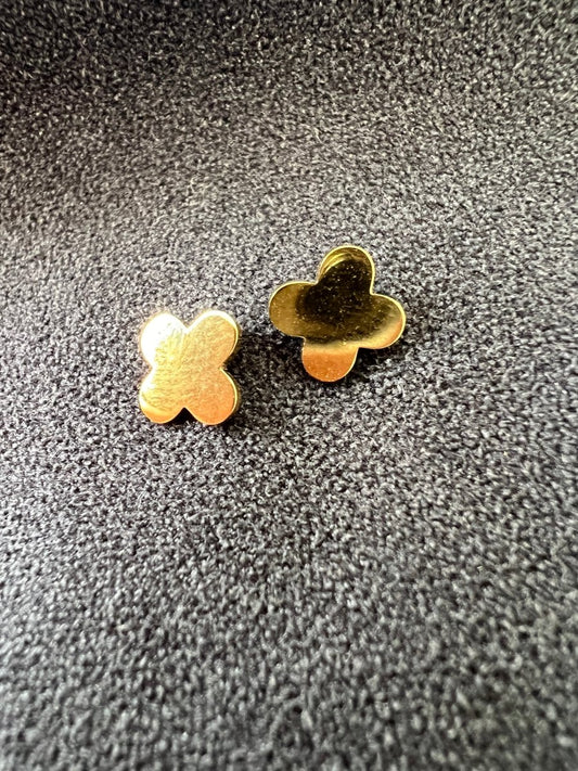 Clover earrings 🍀