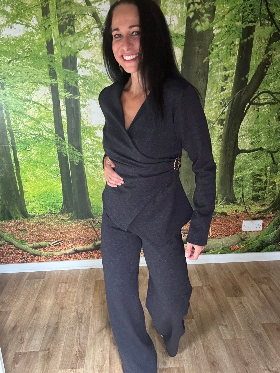 Cross over lounge set