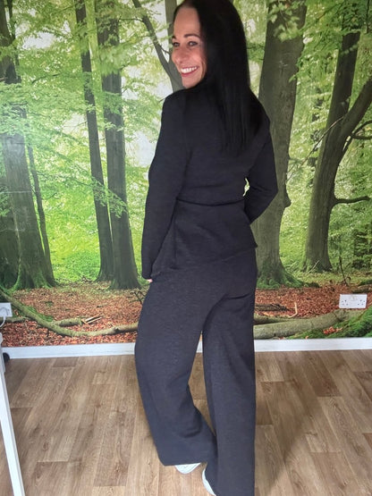 Cross over lounge set