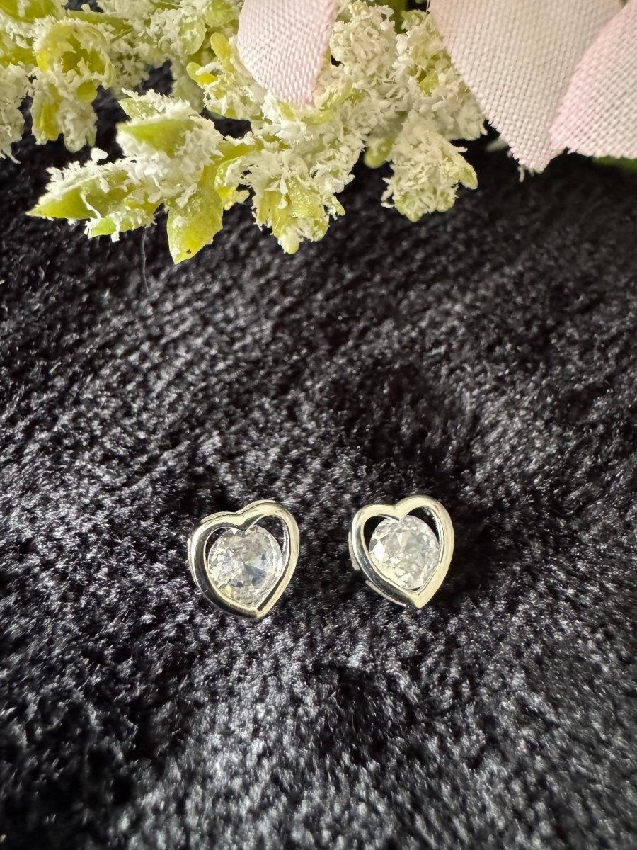 Glass heart earrings