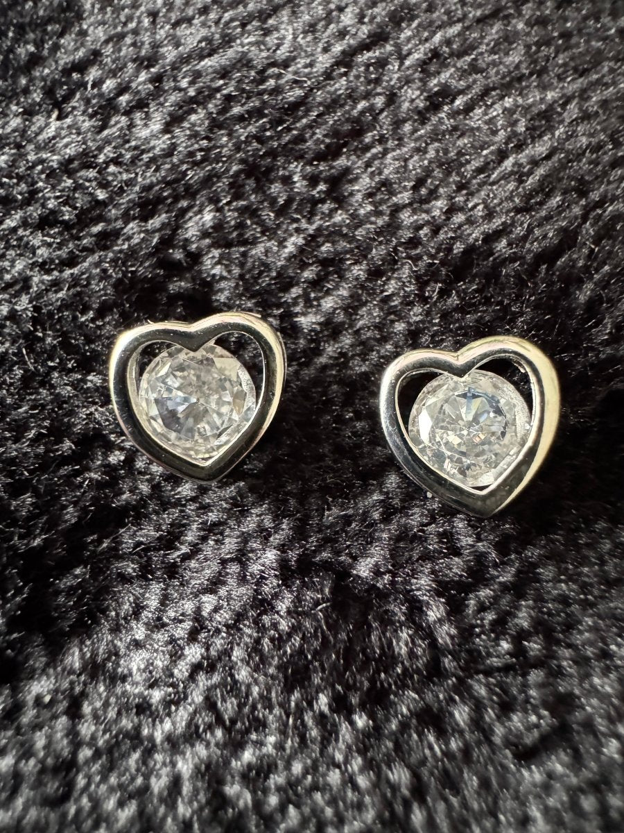 Glass heart earrings