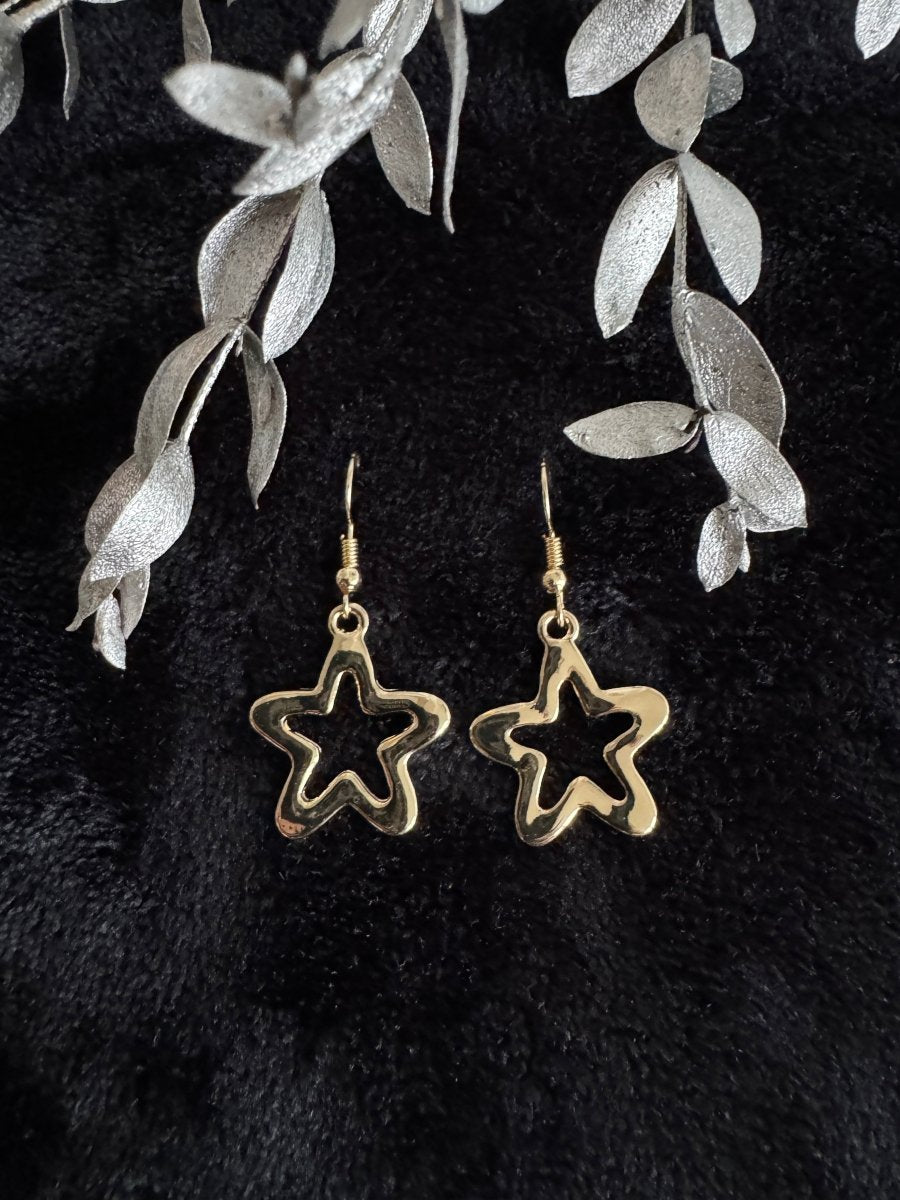 Hollow star earrings