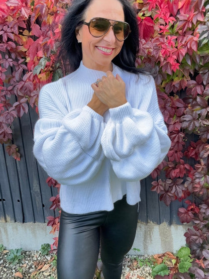 Puff sleeved jumper