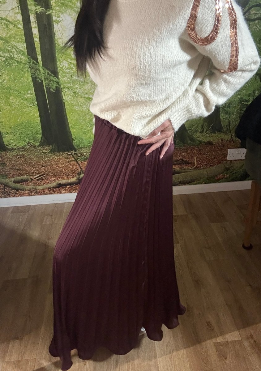 Satin style pleated skirt
