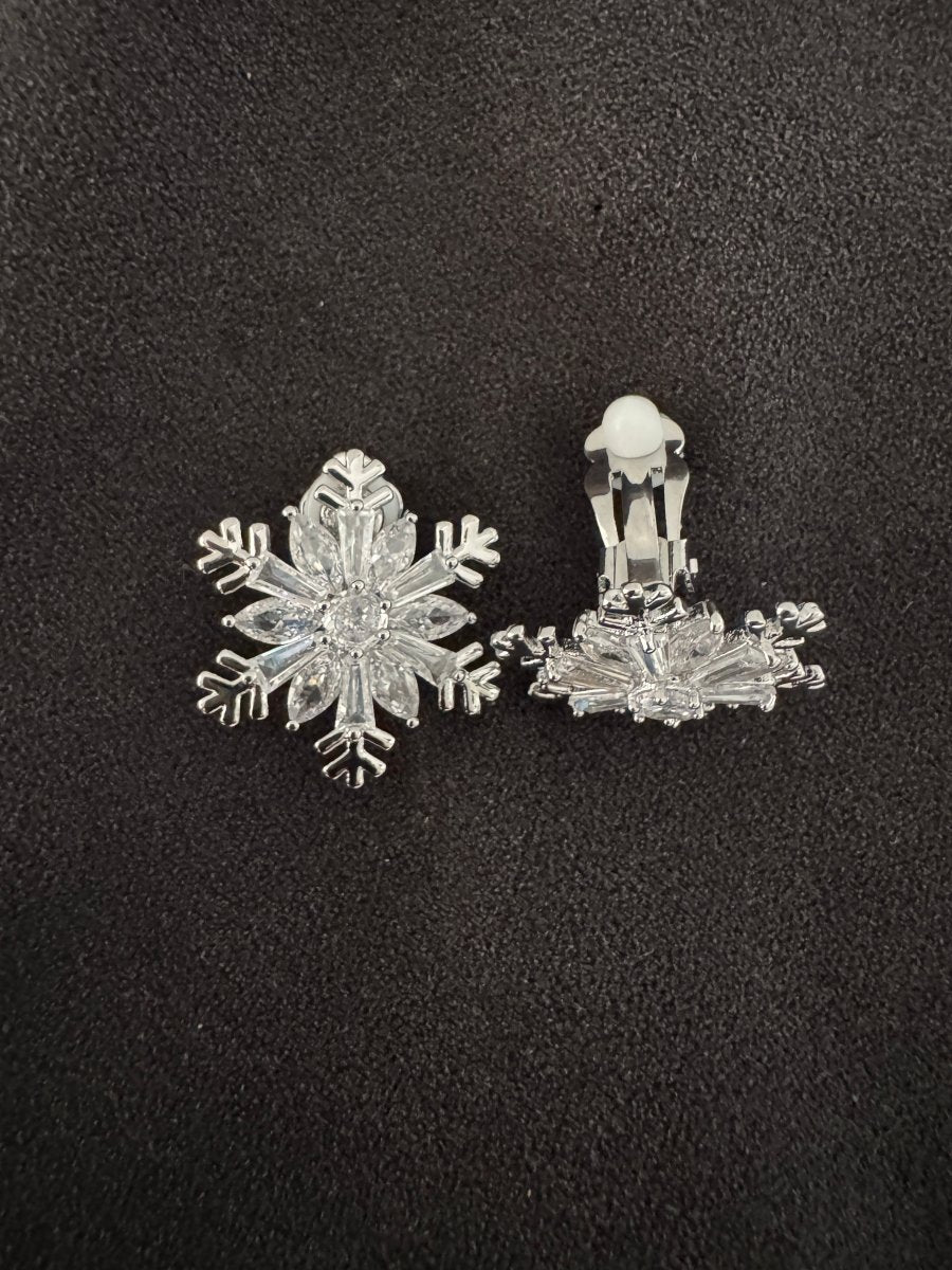 Snowflake clip on