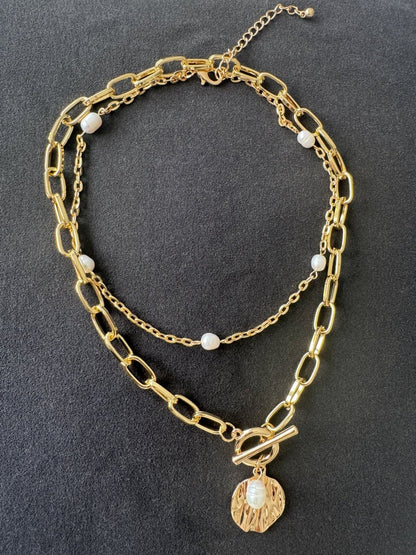 Stacking pearl necklace