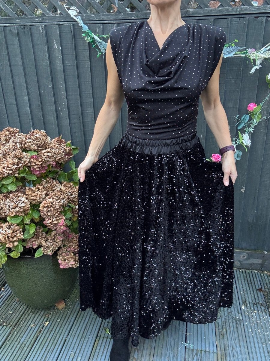 Strictly skirt