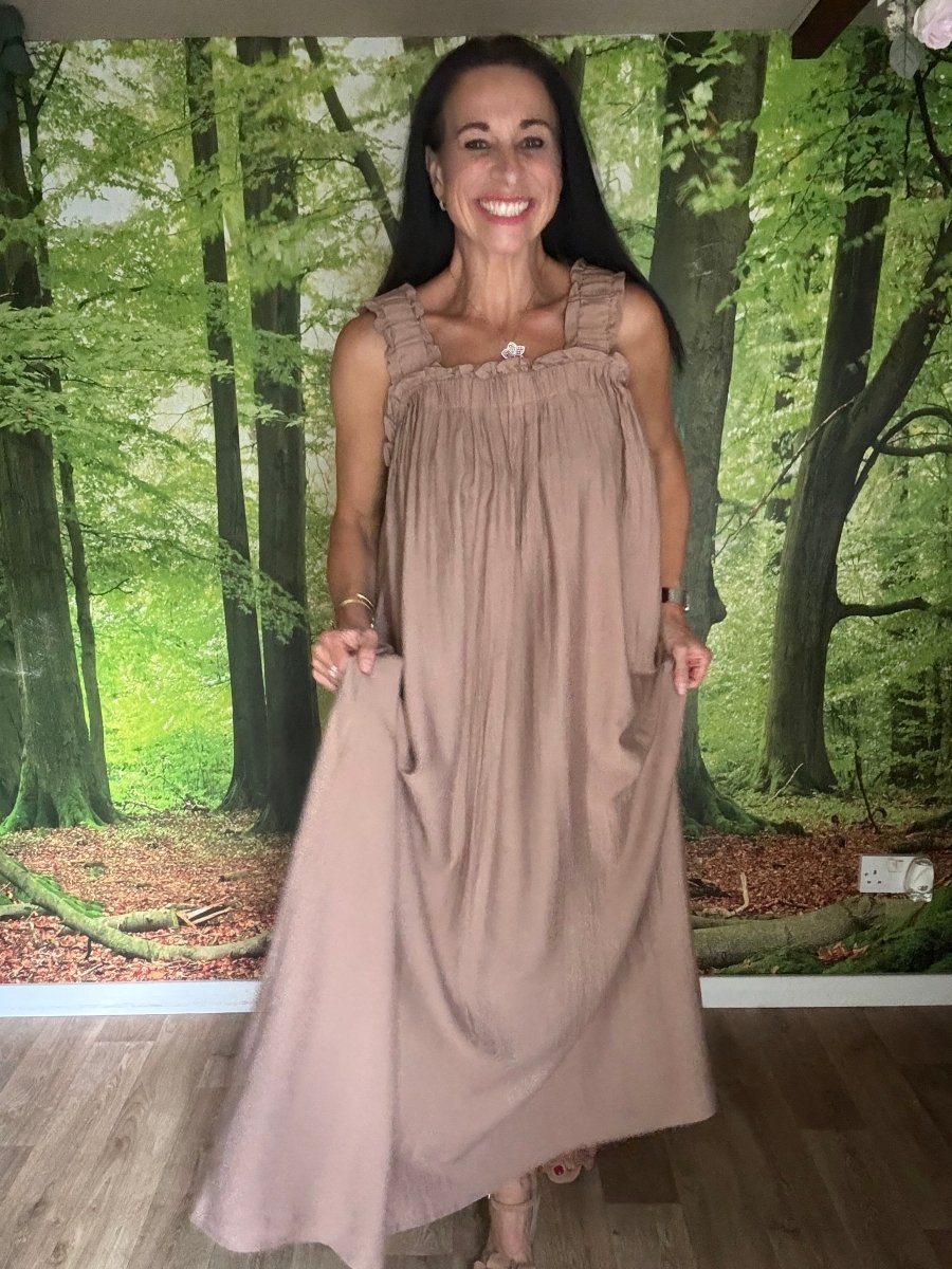 Tan maxi