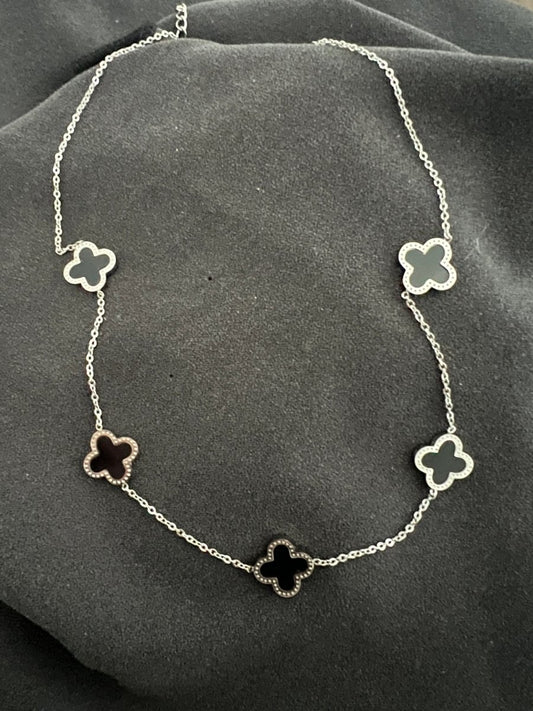 Van cleef style chain necklace