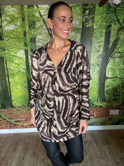 Zebra jersey zip