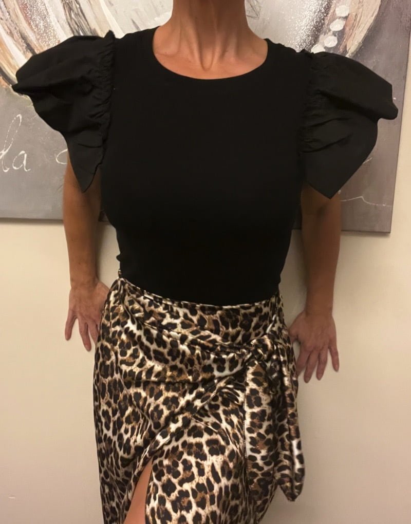 Black fitted ruffled sleeved T-shirt