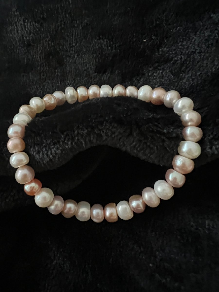 Fresh water pearl bracelet