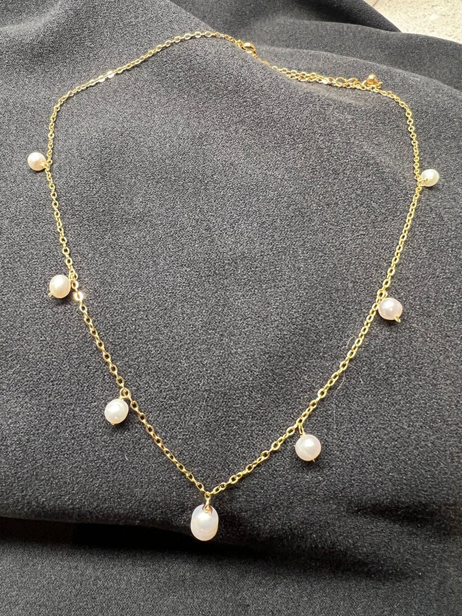 Fresh water pearl necklace