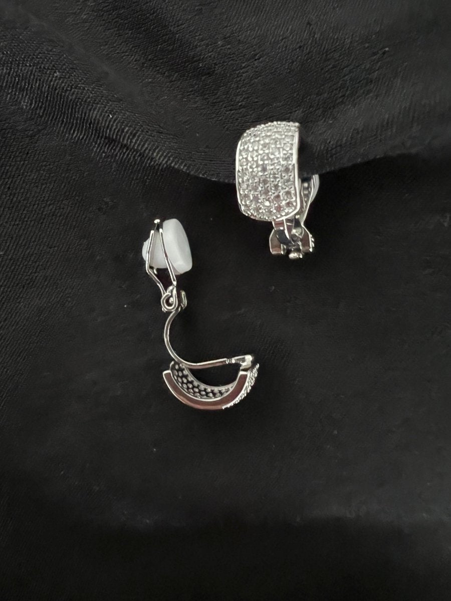 Half hoop Clip ons