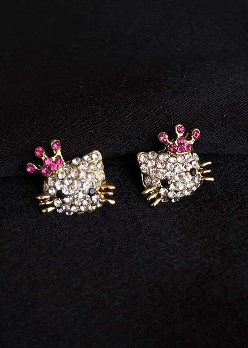 Hello kitty earrings - Nickel free