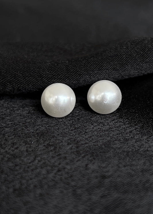 Pearl earrings