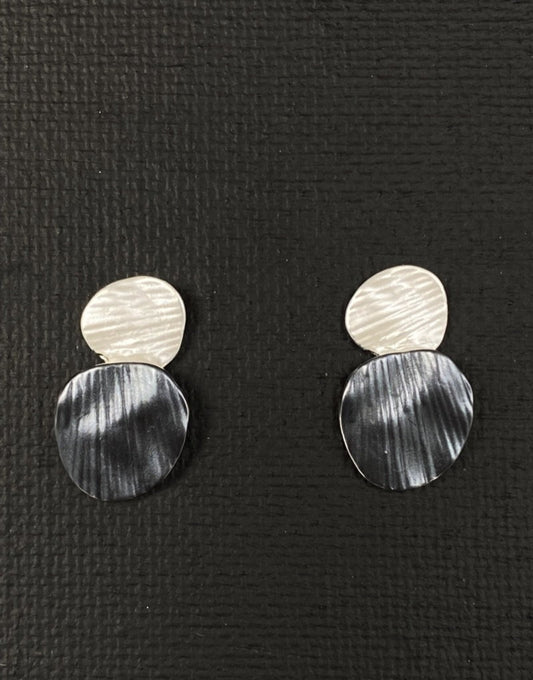 Pebble drop earrings