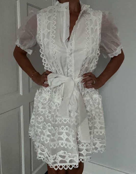 The Mid length lace dress