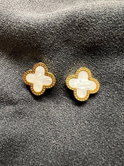 Van cleef stud earrings